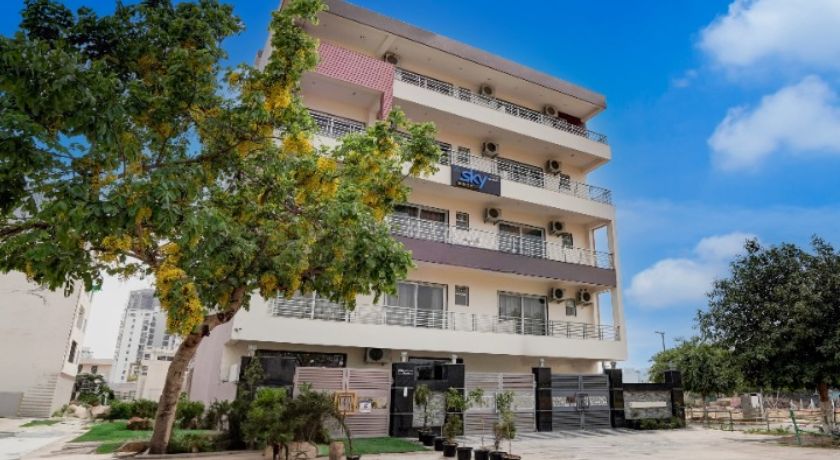 Sky Hotel in Manesar