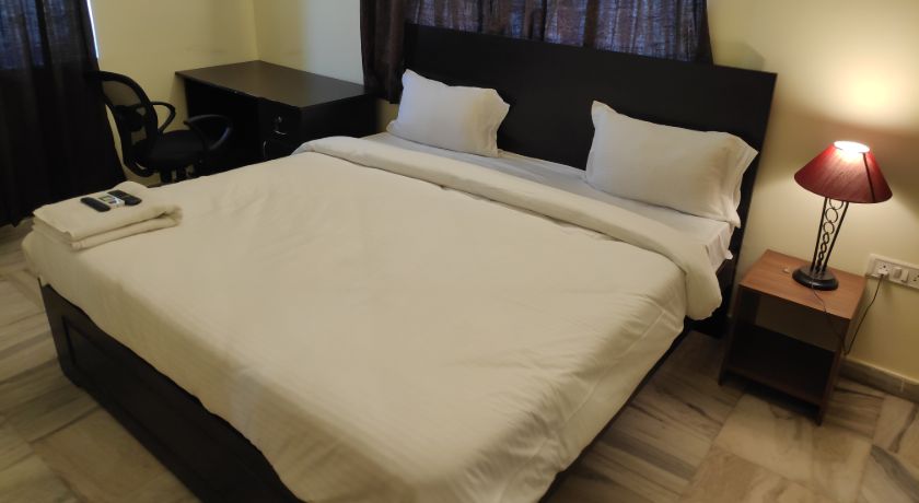 Hotel cyber suites in Hyderabad