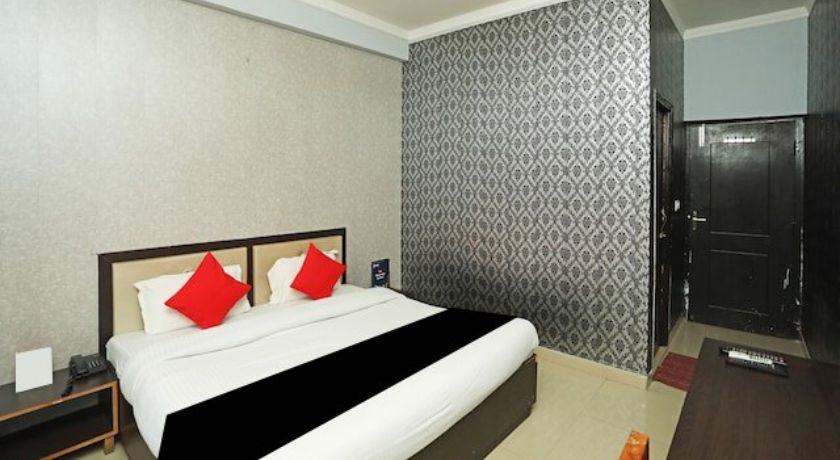 Hotel Tirupati in Dehradun