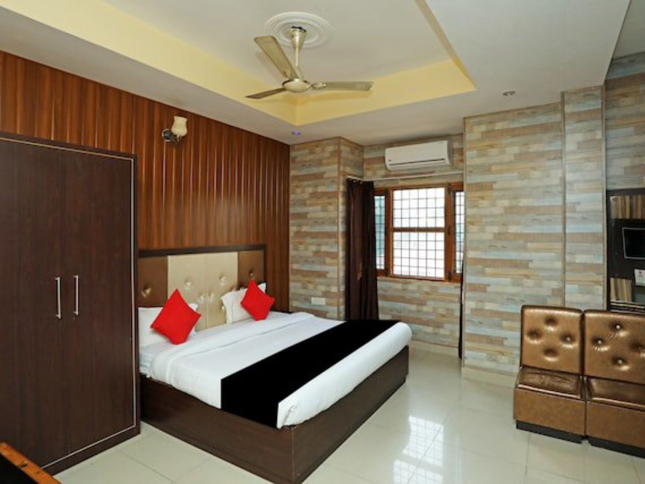 Hotel Tirupati in Dehradun