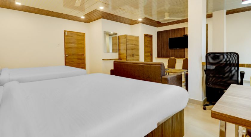 Hotel Savithas Grand in Vijayawada