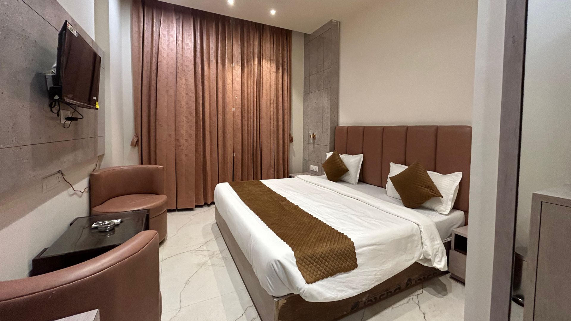 Sethi Grand Hotel in Lucknow