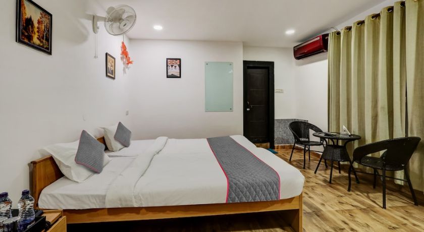 Hotel Puhor Plaza Inn in Guwahati