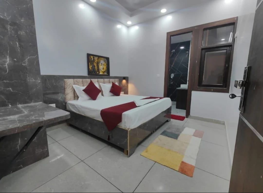 Shivalik Hotel and Banquet in Noida