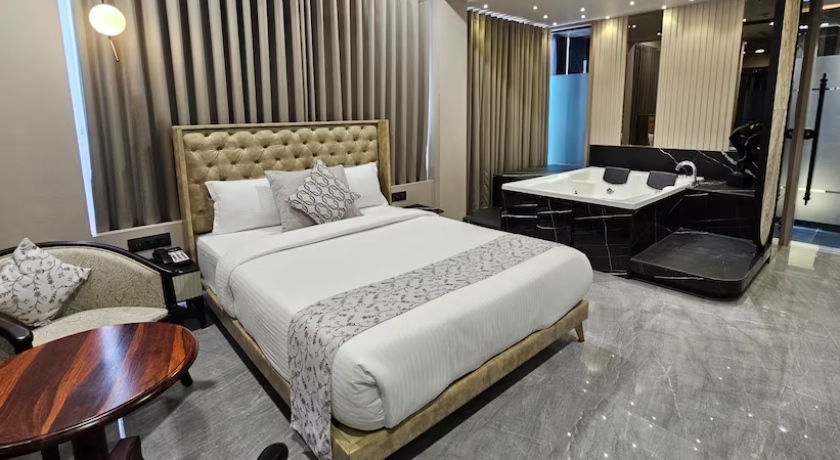 Apricot Hotel | Room With Private Jacuzzi in Ahmedabad