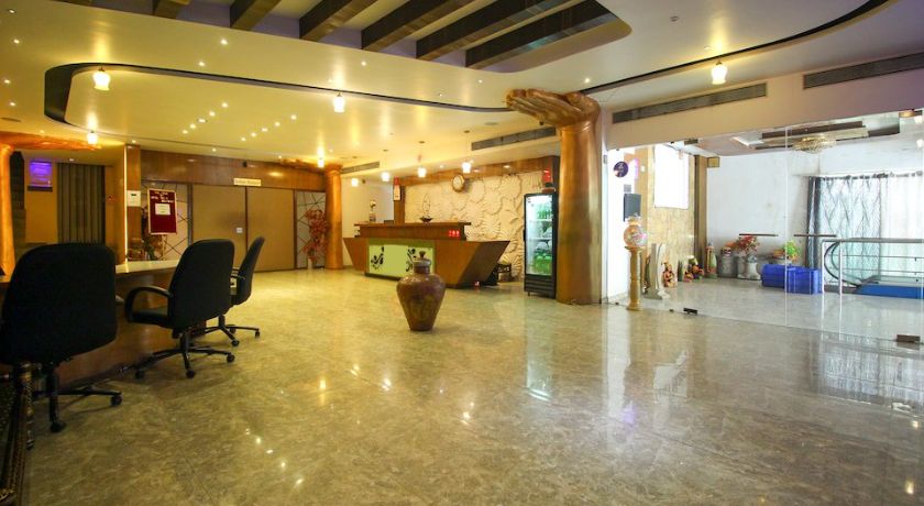 Hotel Maan Residency in Ahmedabad