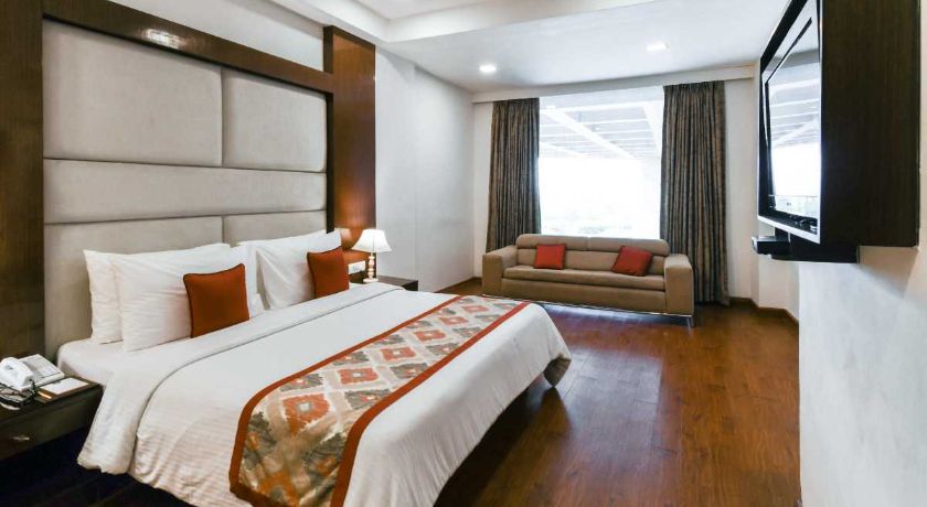 Taurus Sarovar Portico in Delhi