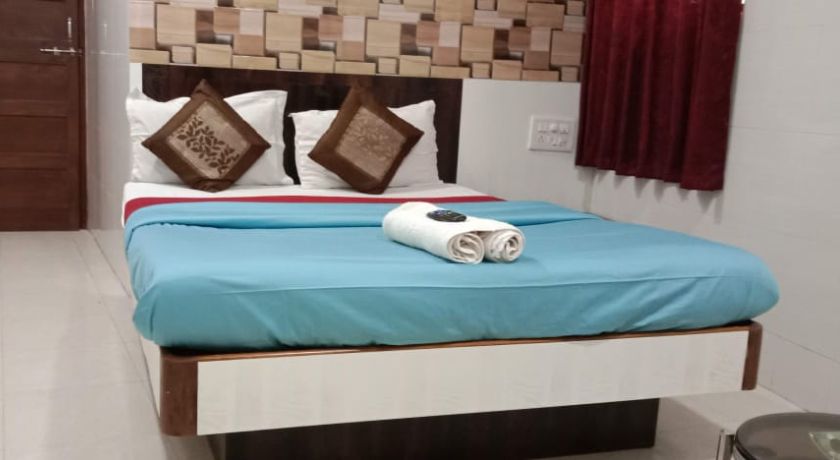 Hotel Metro Plaza in Mumbai