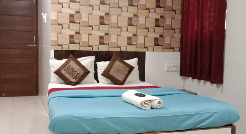 Hotel Metro Plaza in Mumbai