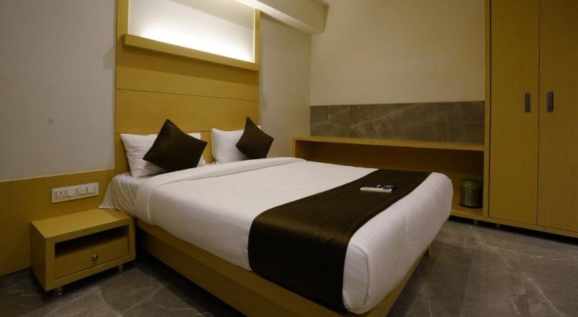 Hotel Shyanu Lords Eco Inn in Navi Mumbai