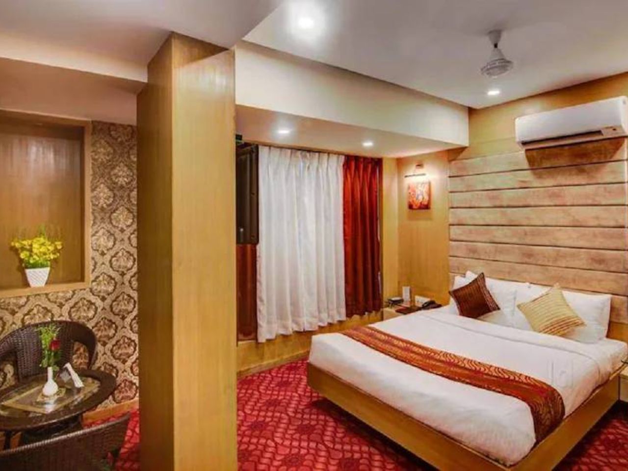 Hotel Spencer in Thane