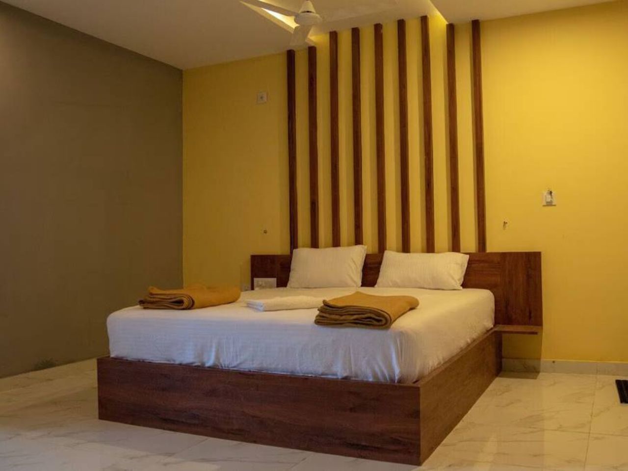 Lago Palms Resort in Bangalore