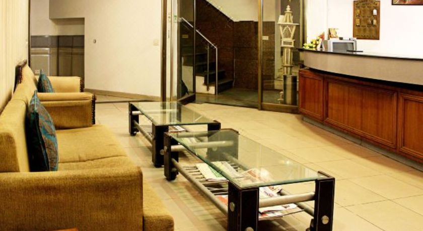 Hotel Sunrise Villa in Delhi