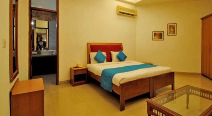 Hotel Sunrise Villa in Delhi