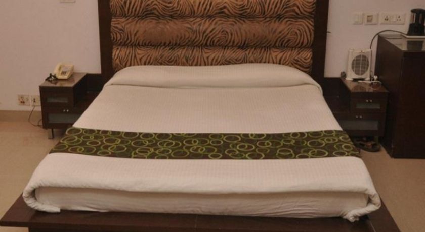 Hotel Sunrise Villa in Delhi