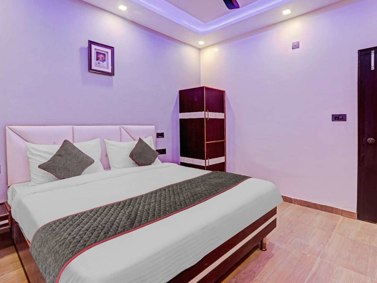 Hotel Riddhi Regency in Lucknow