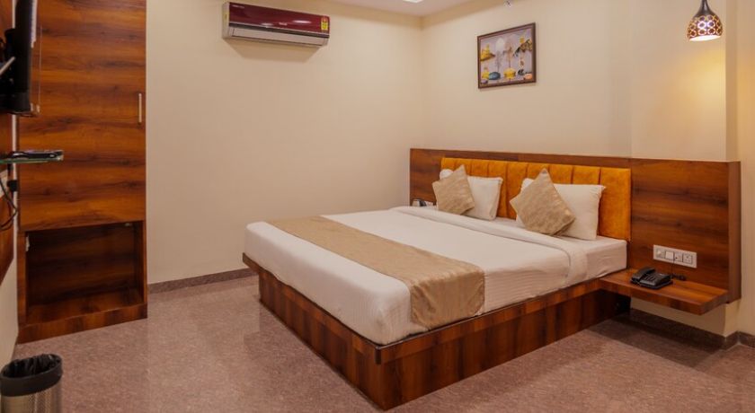 Hotel Dream Inn in Indore