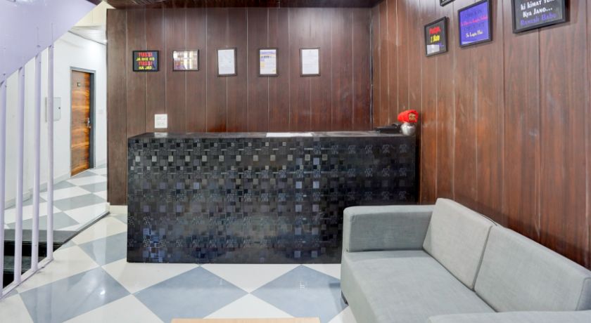 Hotel Downtown in Noida