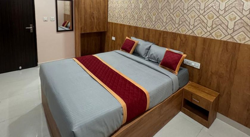 Hotel Golden Comforts in Bangalore