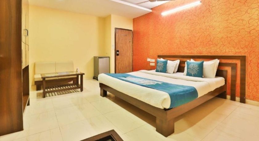 Hotel Sunrise in Vadodara