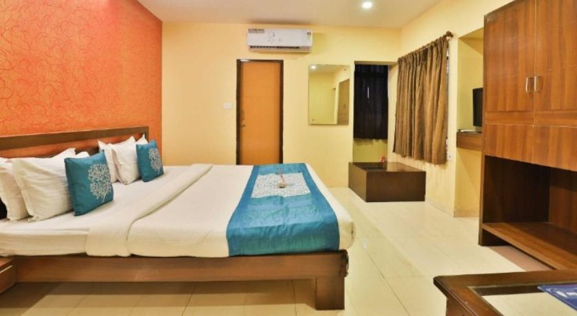 Hotel Sunrise in Vadodara