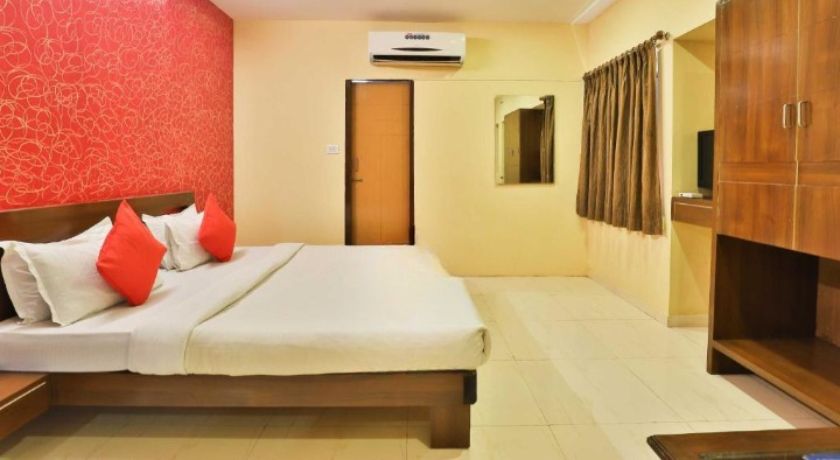 Hotel Sunrise in Vadodara
