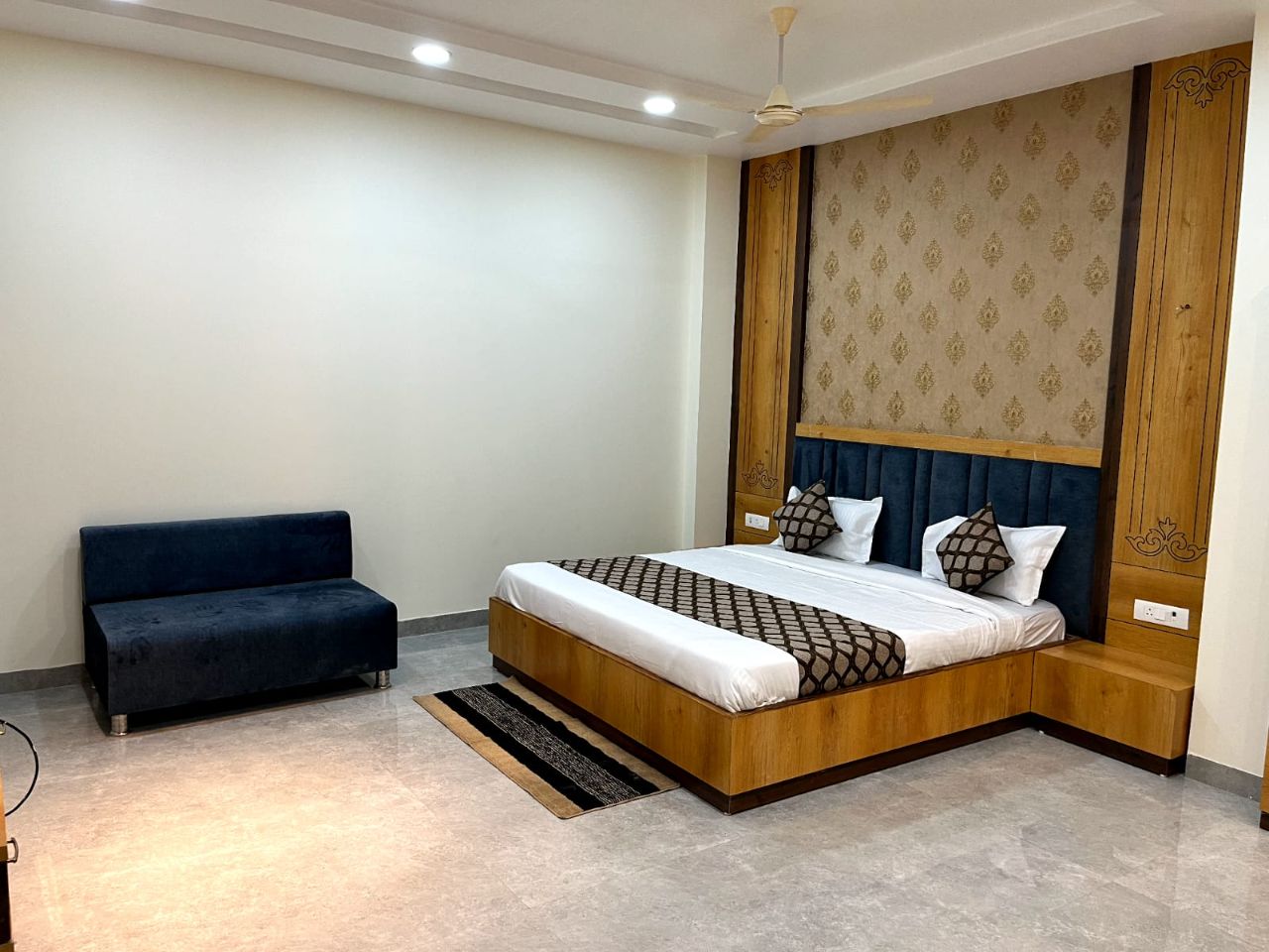 Continental Inn in Bhopal