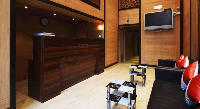 Hotel Royal Grand in Delhi