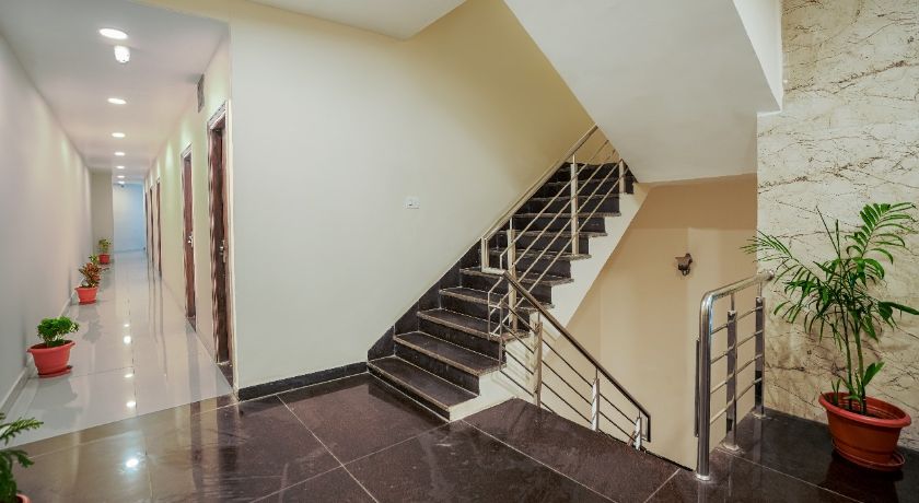 Hotel Devine in Zirakpur