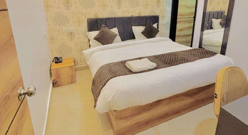 Hotel Devine in Zirakpur