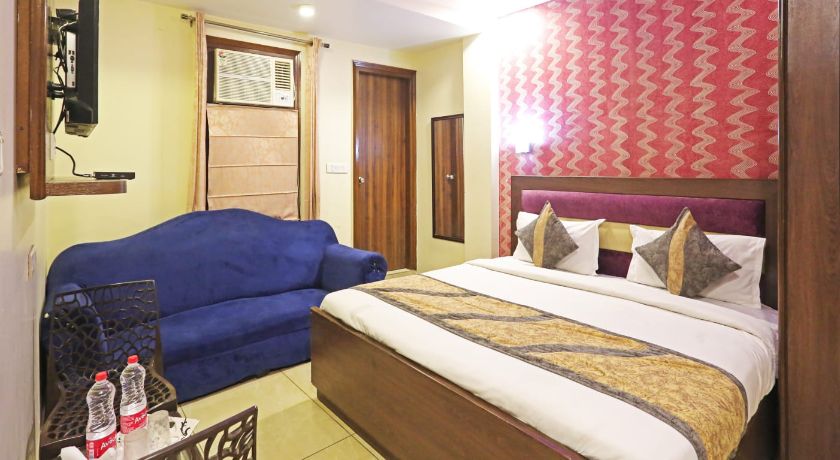 Hotel Redstone in Delhi