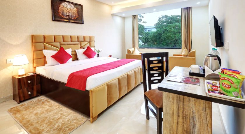 Hotel Golden Era in Noida