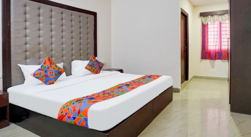 Leo Grand Hotel in Bangalore