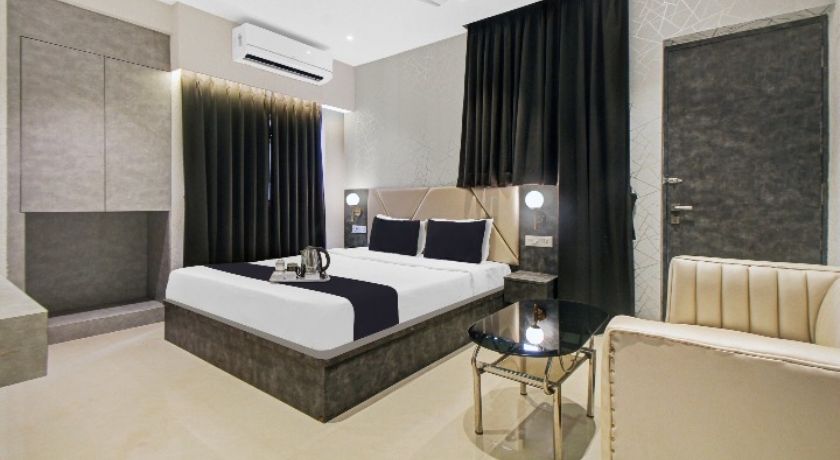 Hotel Lake View Royal in Kolkata