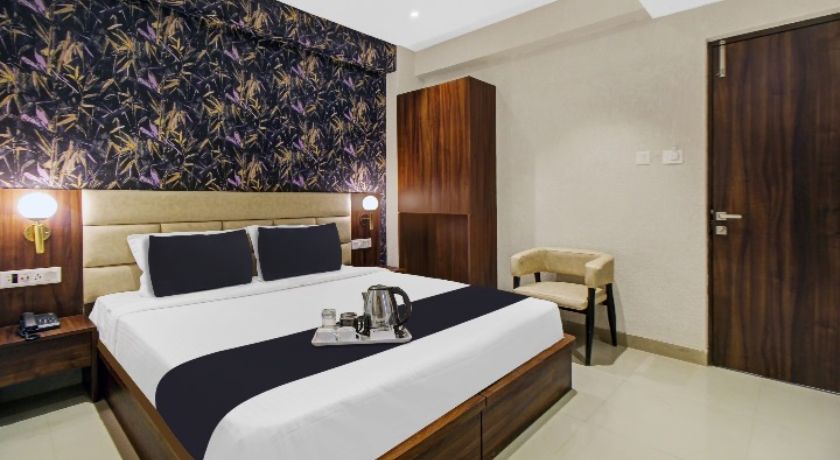 Hotel Lake View Royal in Kolkata