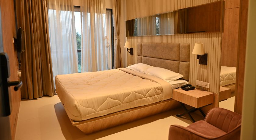 Farmhouse Residency in Mumbai