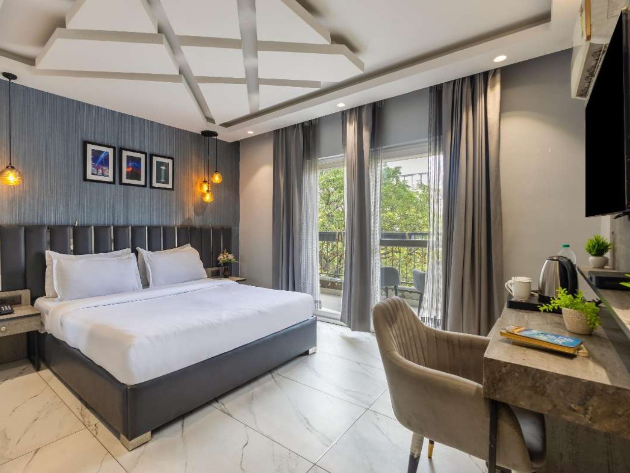 Azora By Cherish in Delhi