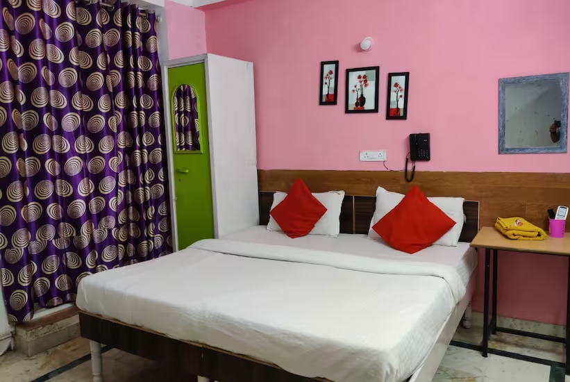 Anand Villa One in Delhi