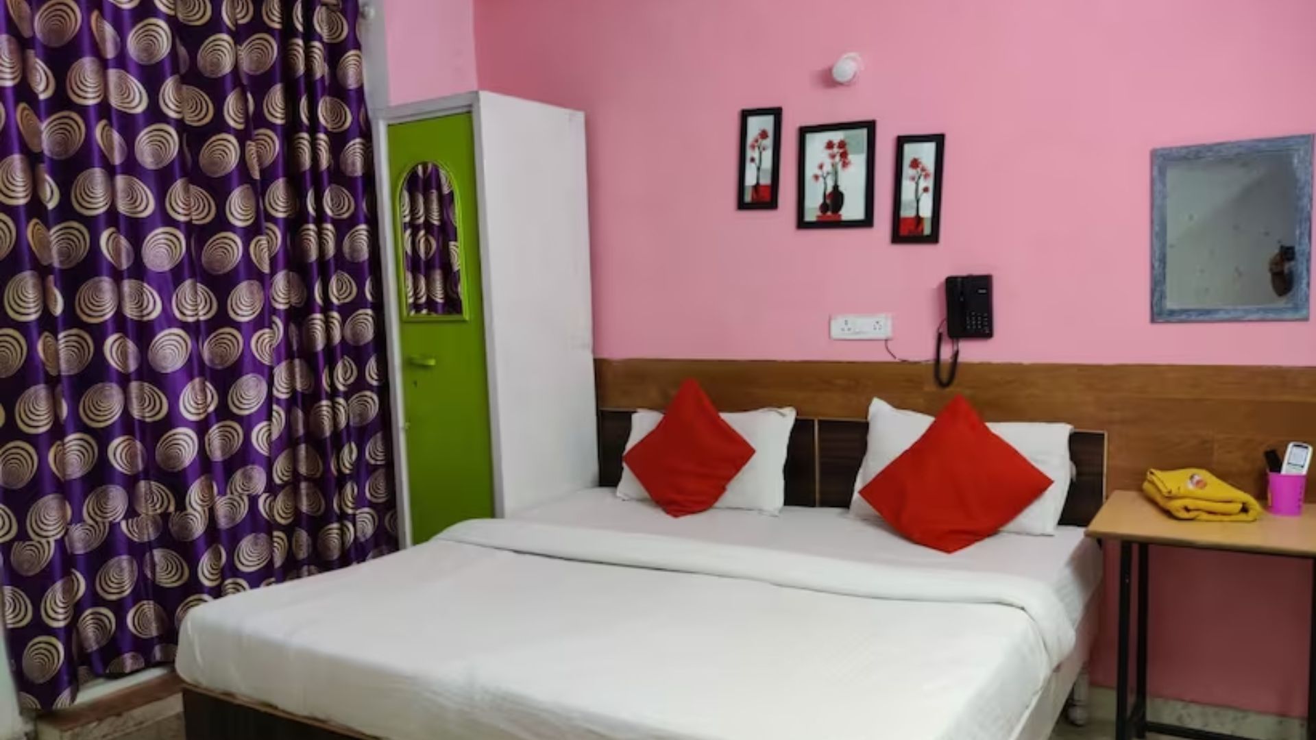 Anand Villa One in Delhi