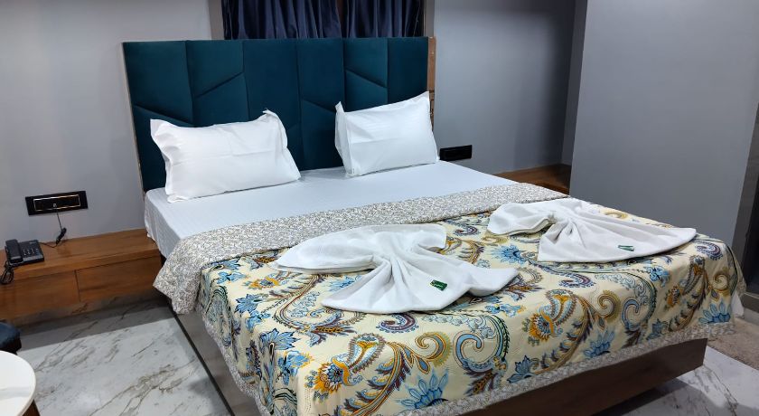Hotel Aqua Highway Residency in Mumbai