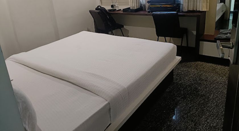 Hotel Corporate Suites in Bangalore