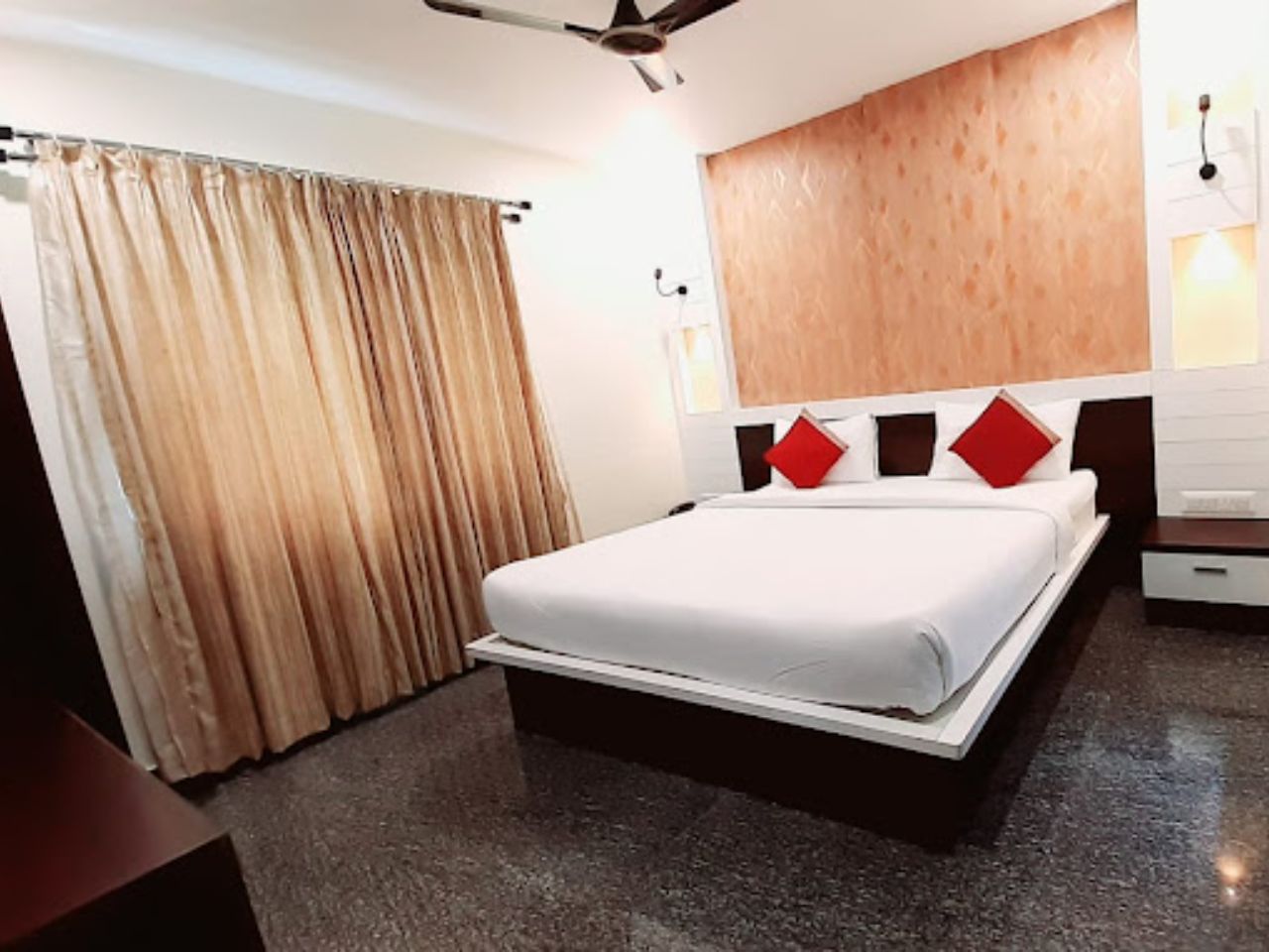 Hotel Corporate Suites in Bangalore
