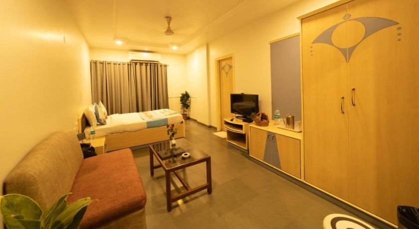 Hotel Meliorate Ratnalok in Pune