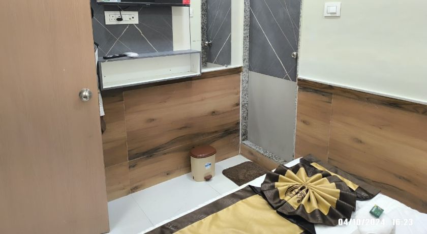 Hotel Royal Palace in Mumbai