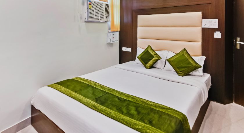 Hotel Resto in Lucknow