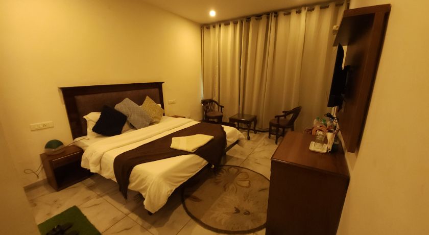 Hotel VRS Inns in Chandigarh