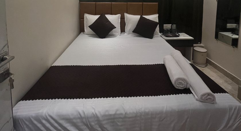 Powai Palace in Mumbai