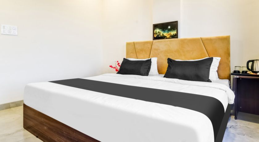 Hotel Madhav in Indore