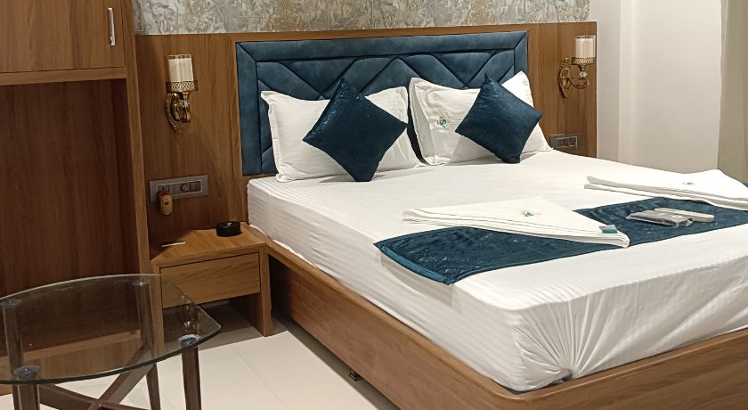 Hotel Status Residency in Navi Mumbai