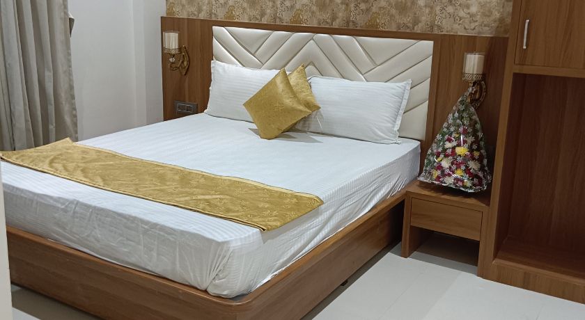 Hotel Status Residency in Navi Mumbai